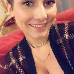 Meet your Posher, Kaitlyn